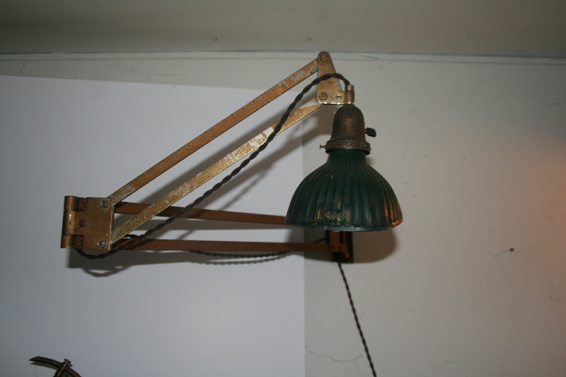 Benson Co swing arm light
